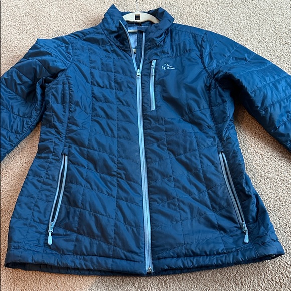 LL bean PrimaLoft Packaway Jacket - Picture 4 of 9